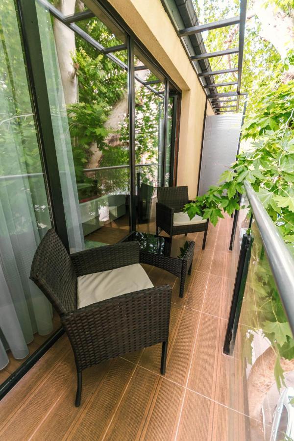 Hotel Adora Tbilisi Exteriör bild